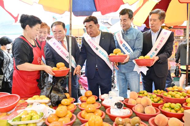 추석맞이 전통시장 방문_태화종합시장_우정시장