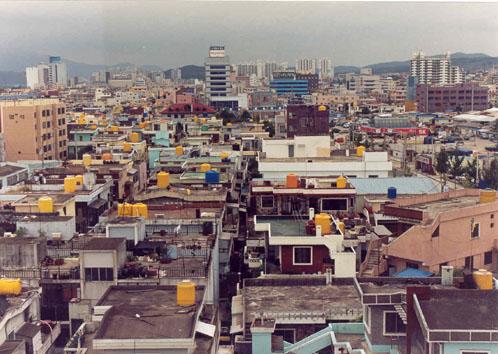 중구의어제와오늘-학성공원에서 본 현재의 울산구역(2000년)