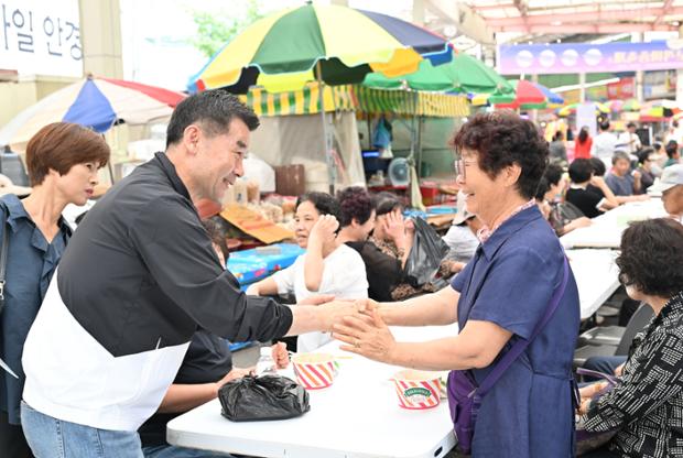 울산시민생활대축전_구역전시장 동행축제_경로잔치